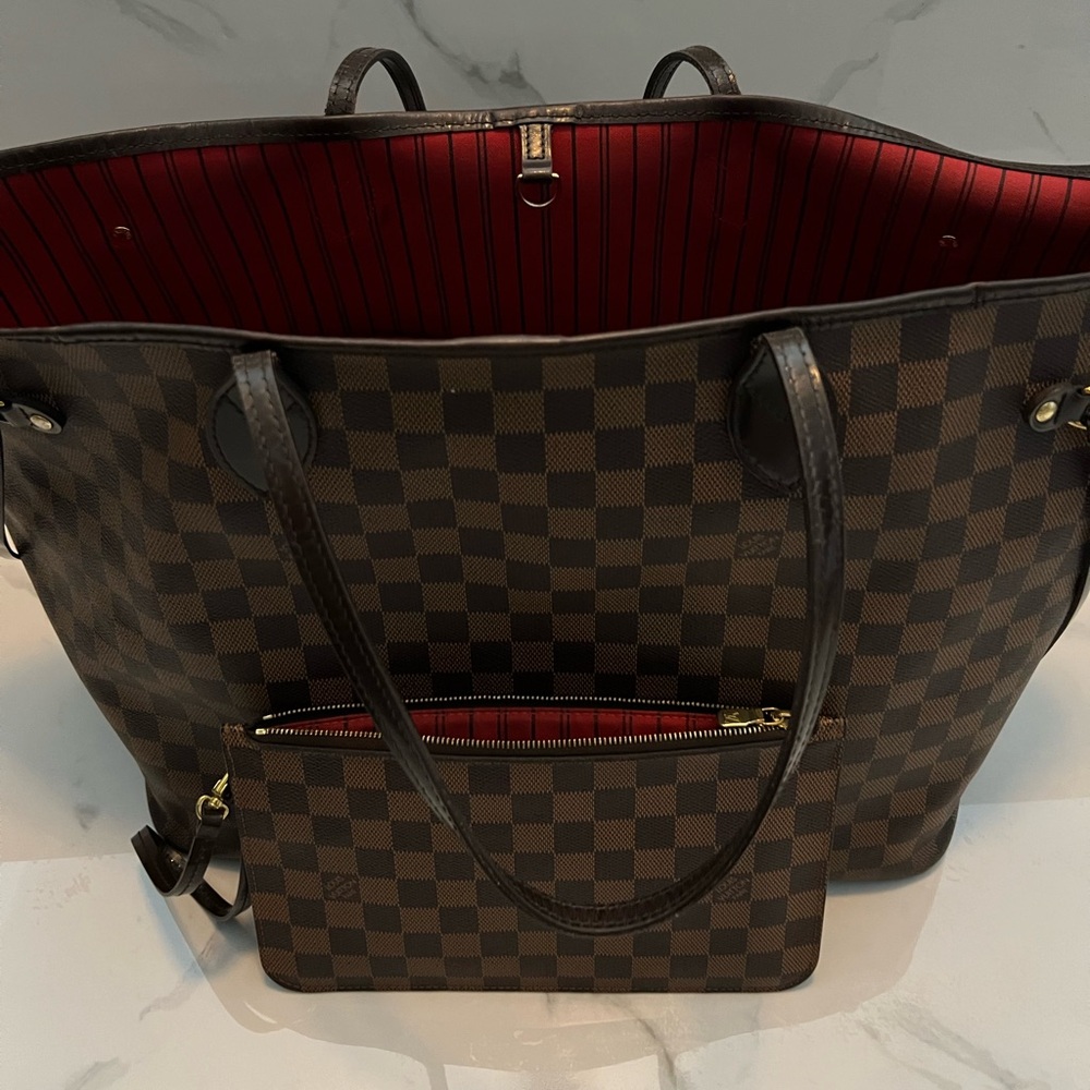 Neverfull Louis Vuitton Authentic Used With Wallet